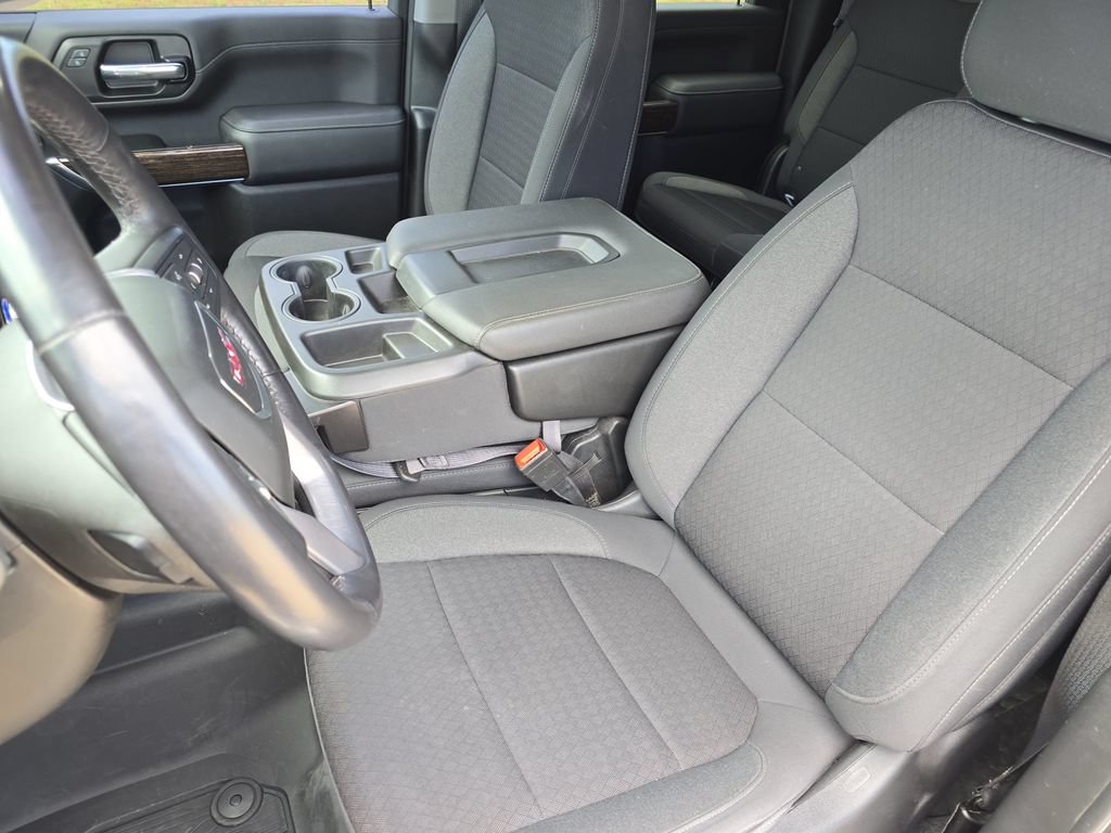 Used 2022 GMC Sierra 2500 SLE w/ SLE Value Package; AWD/4WD image 16