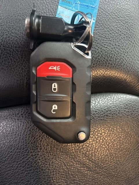 Used 2023 Jeep Wrangler Unlimited Rubicon 4xe image 29