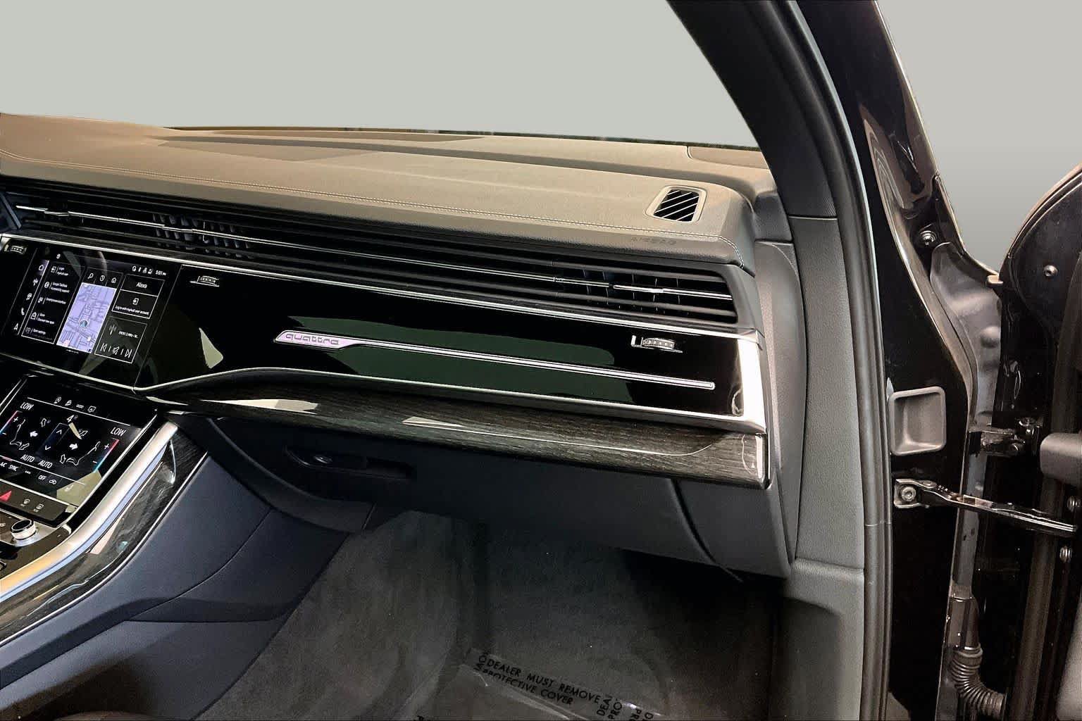 Certified 2025 Audi Q7 2.0T Premium w/ Convenience Plus Package AWD/4WD image 19