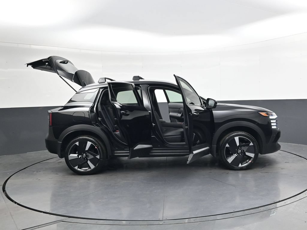 New 2026 Nissan Kicks SR FWD image 37