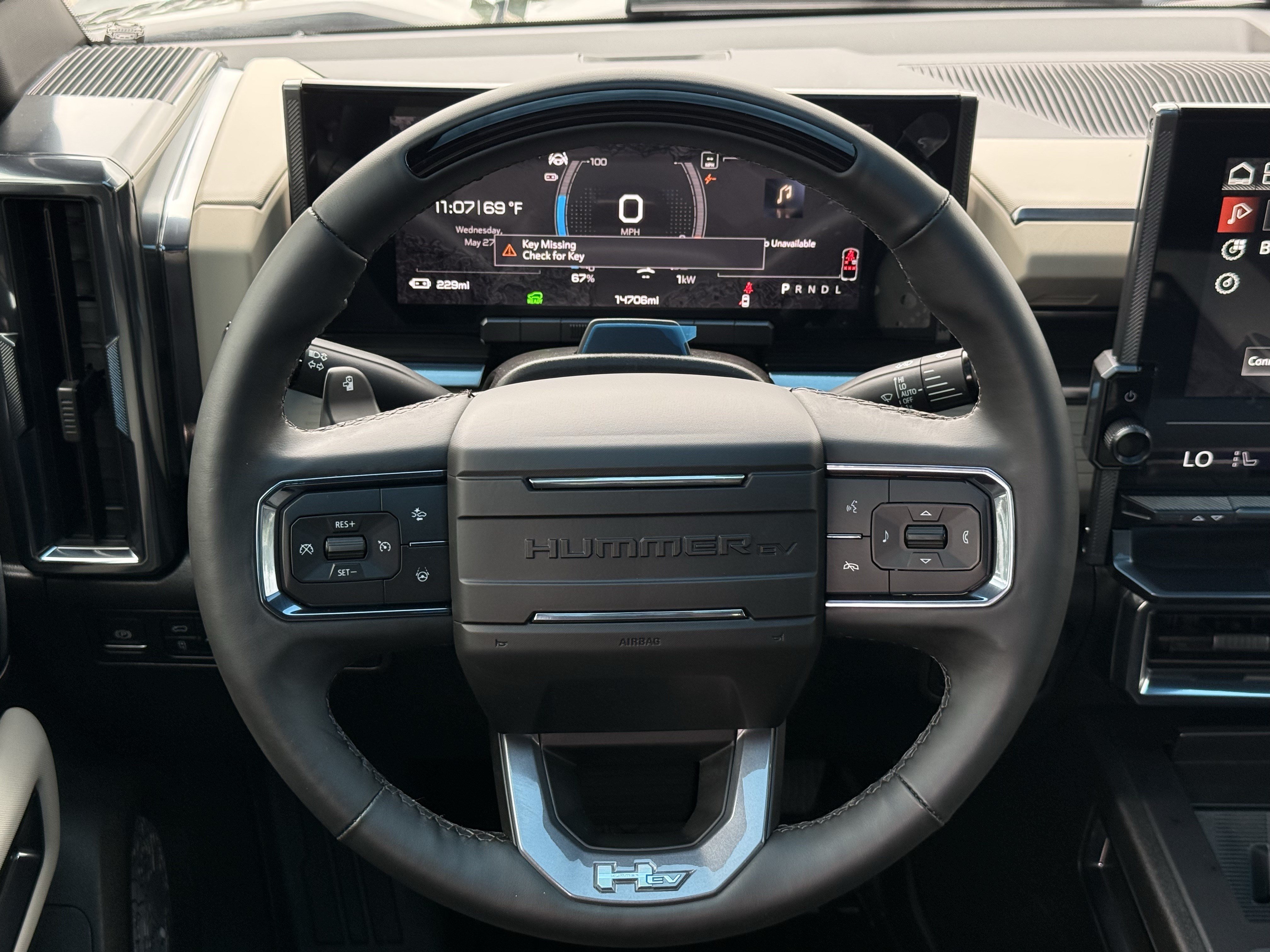 Used 2026 GMC Hummer EV SUV w/ LPO, Dark Essentials Package AWD/4WD image 15
