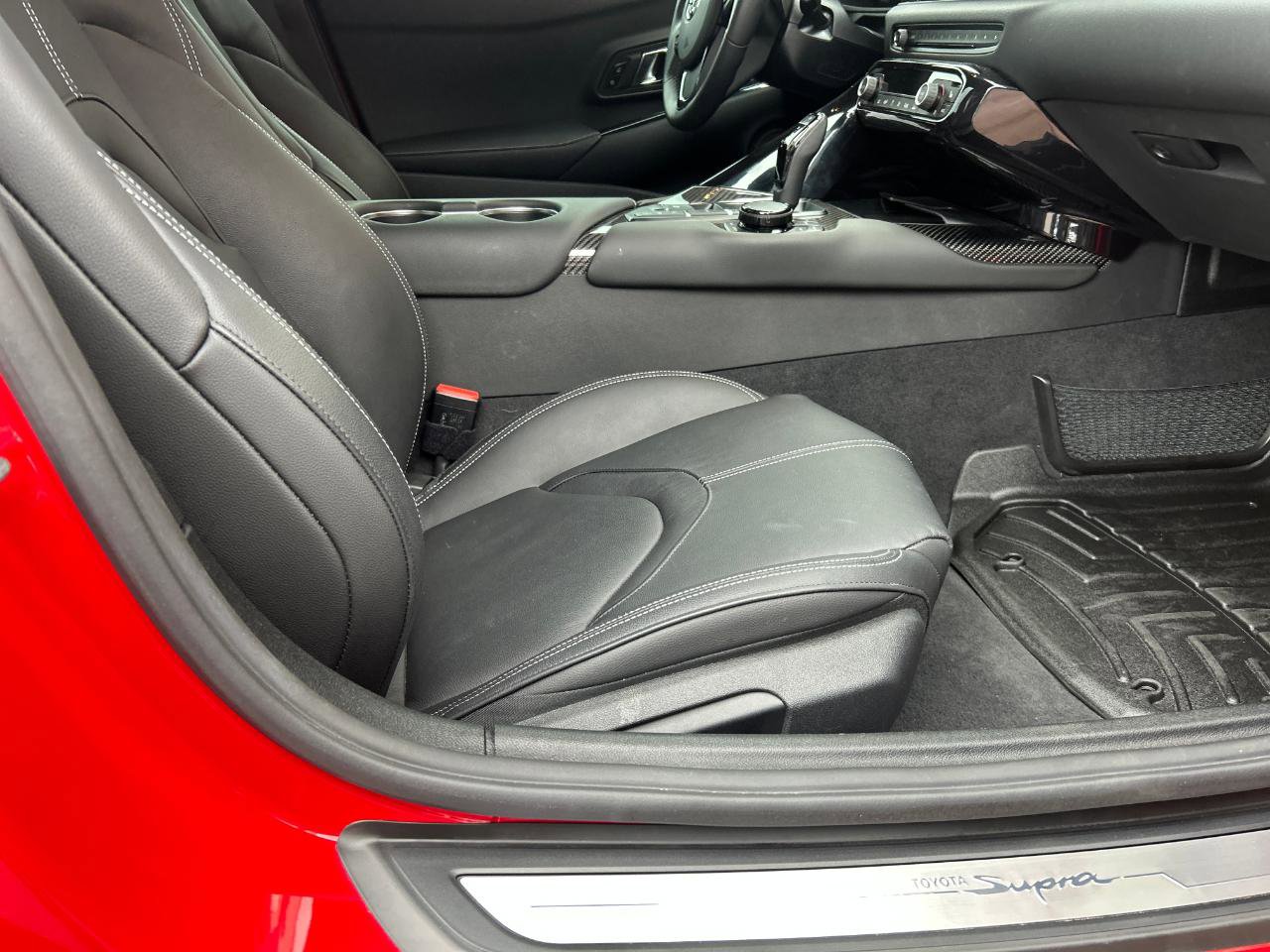 Used 2022 Toyota Supra Premium image 15