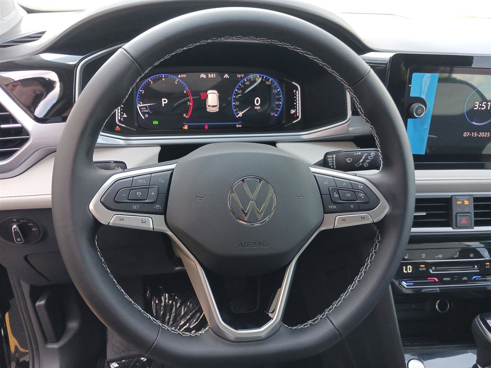 New 2025 Volkswagen Taos SEL image 14