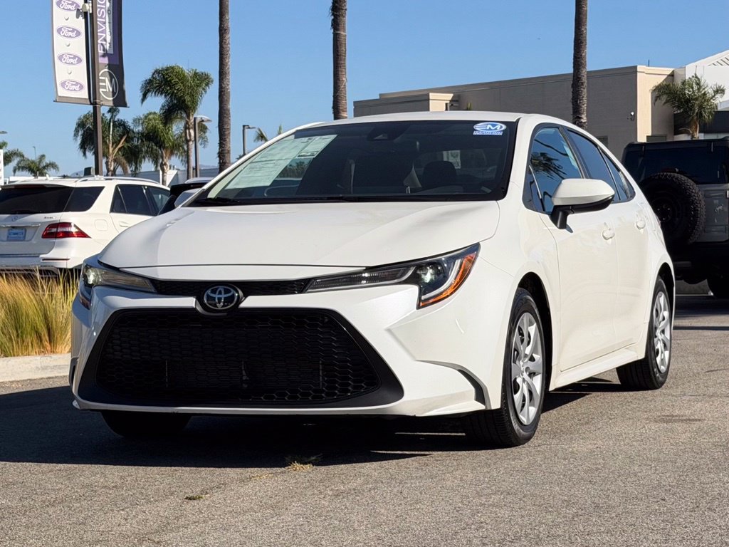 Used 2020 Toyota Corolla LE FWD image 4