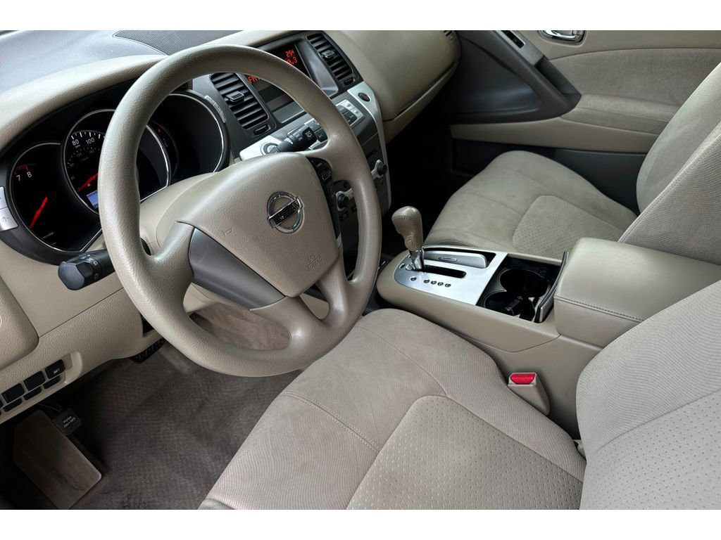 Used 2013 Nissan Murano S image 10