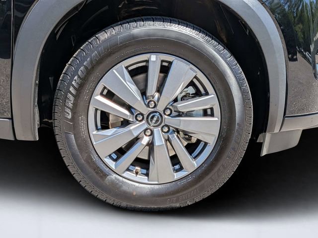 Used 2025 Nissan Pathfinder SV FWD image 10
