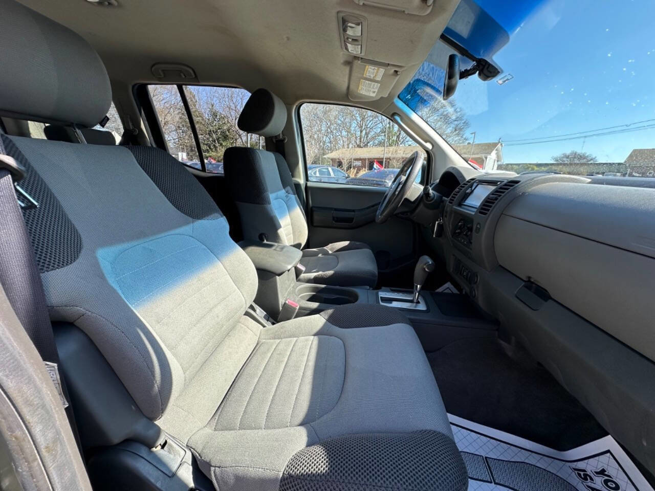 Used 2005 Nissan Xterra S w/ (P01) Power Pkg image 18