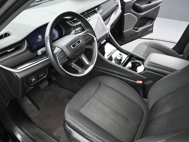 Used 2022 Jeep Grand Cherokee L Laredo w/ Luxury Tech Group I image 9