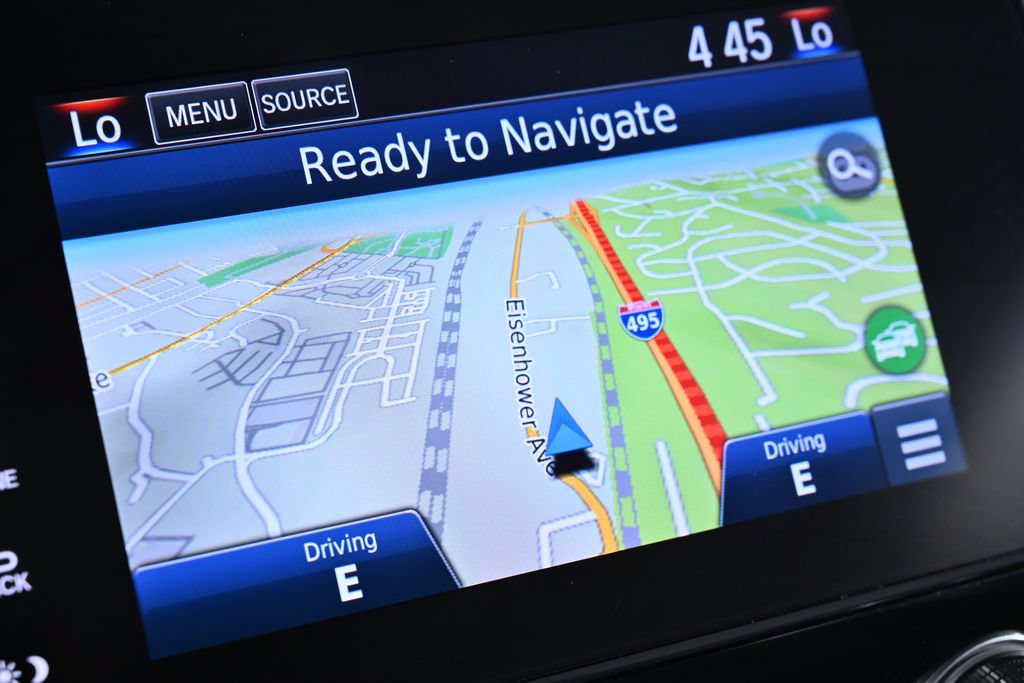 Used 2018 Honda CR-V Touring image 14