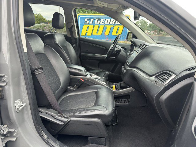 Used 2020 Dodge Journey Crossroad FWD image 20