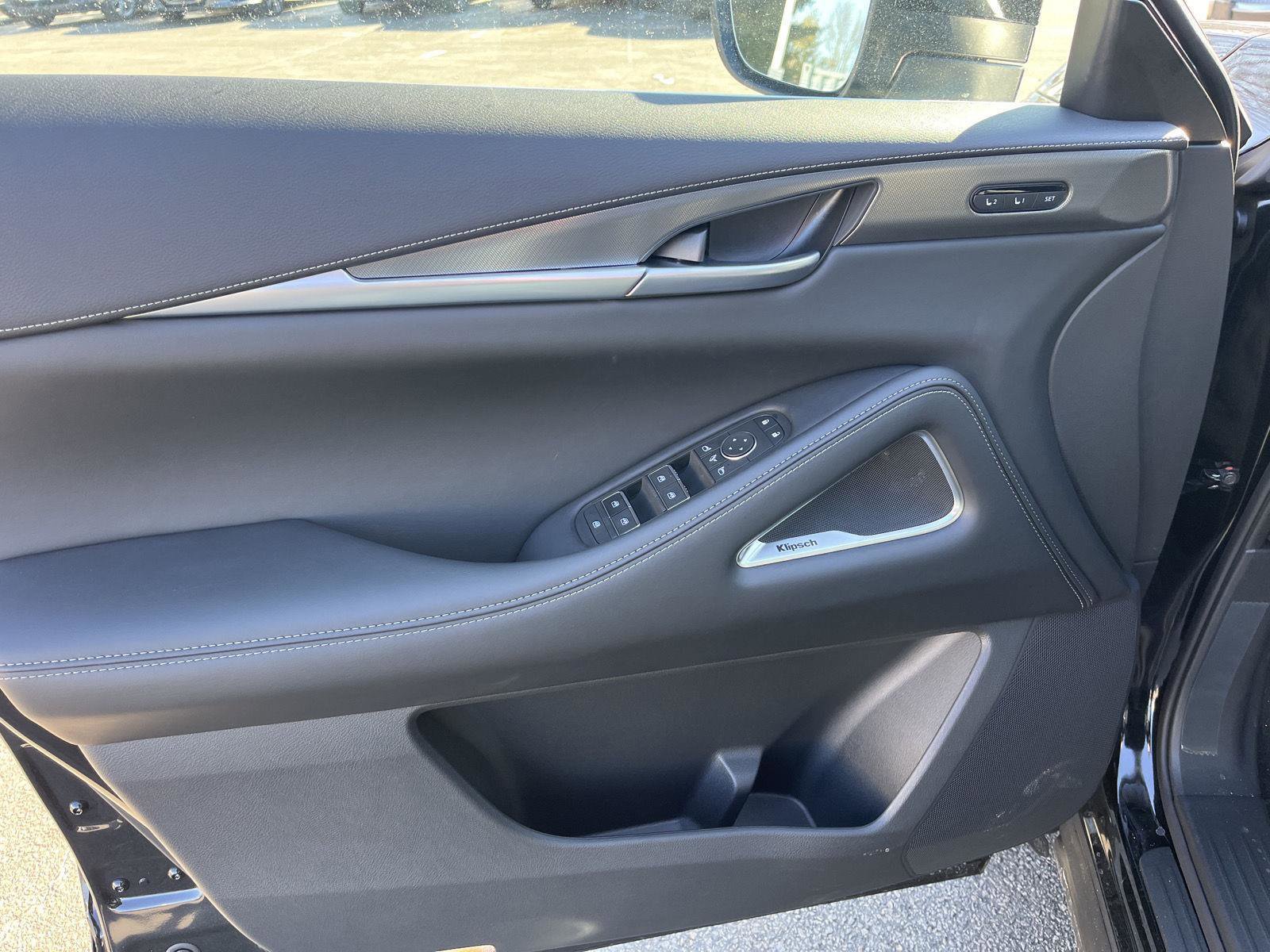 New 2026 INFINITI QX60 Luxe w/ Family Package image 10