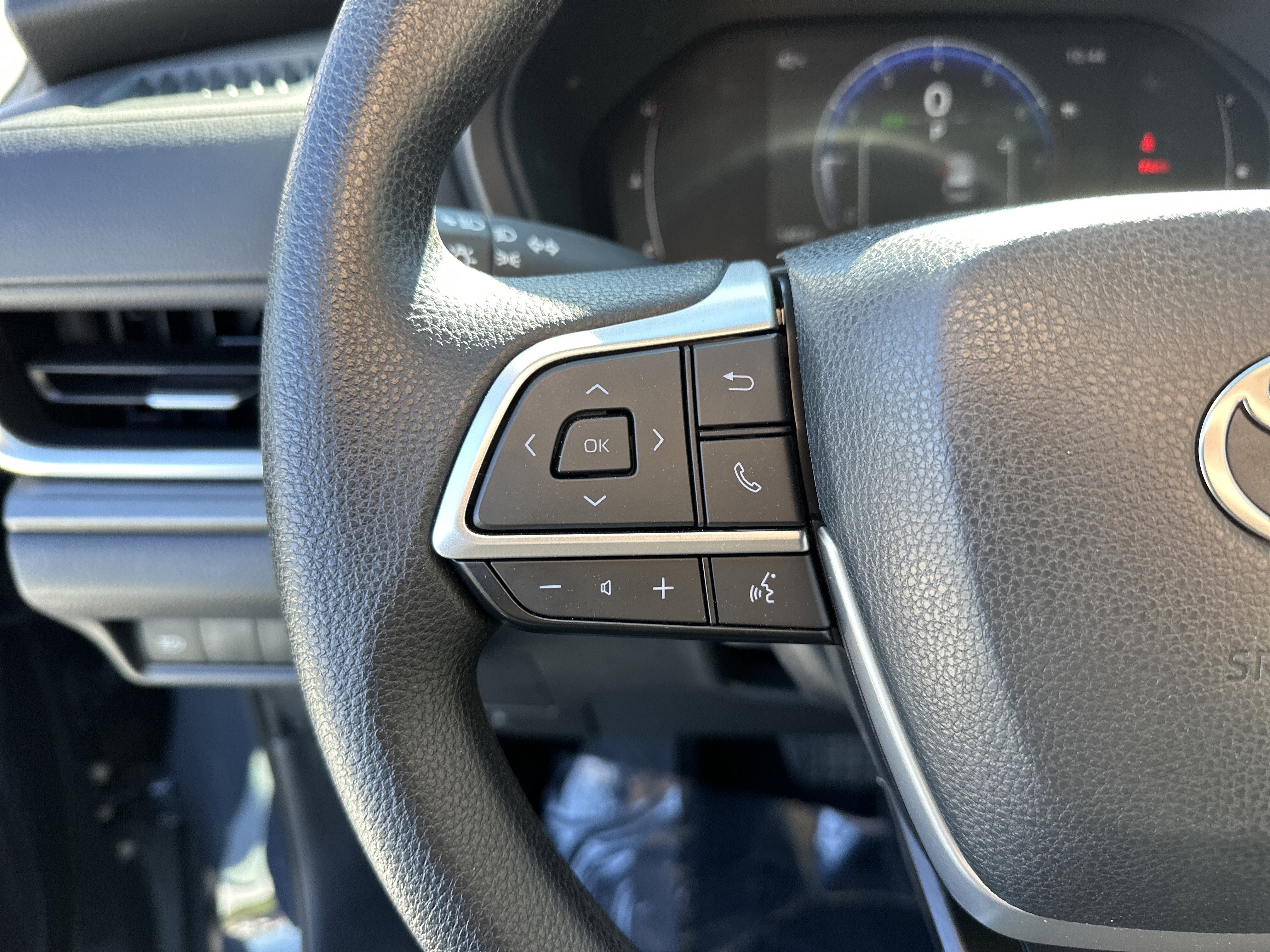 Certified 2025 Toyota Grand Highlander FWD image 19