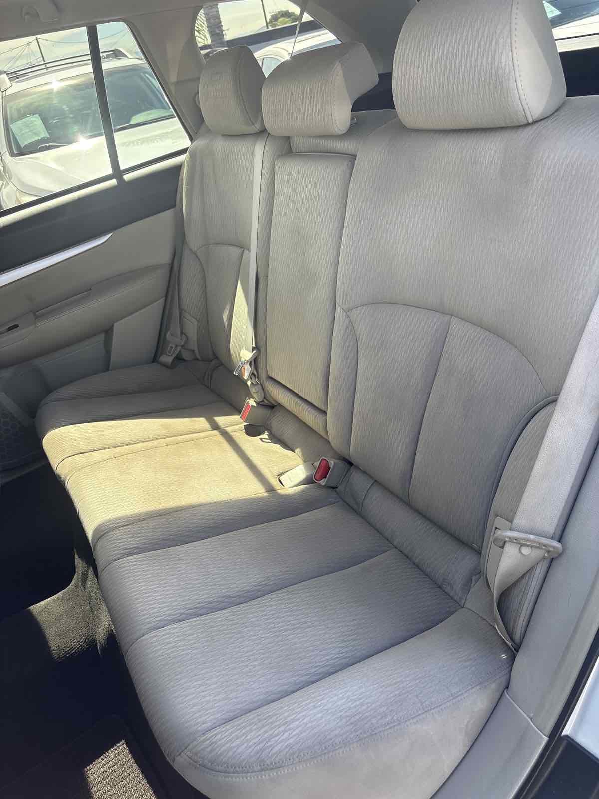 Used 2012 Subaru Outback 2.5i Premium w/ All-Weather Pkg image 10