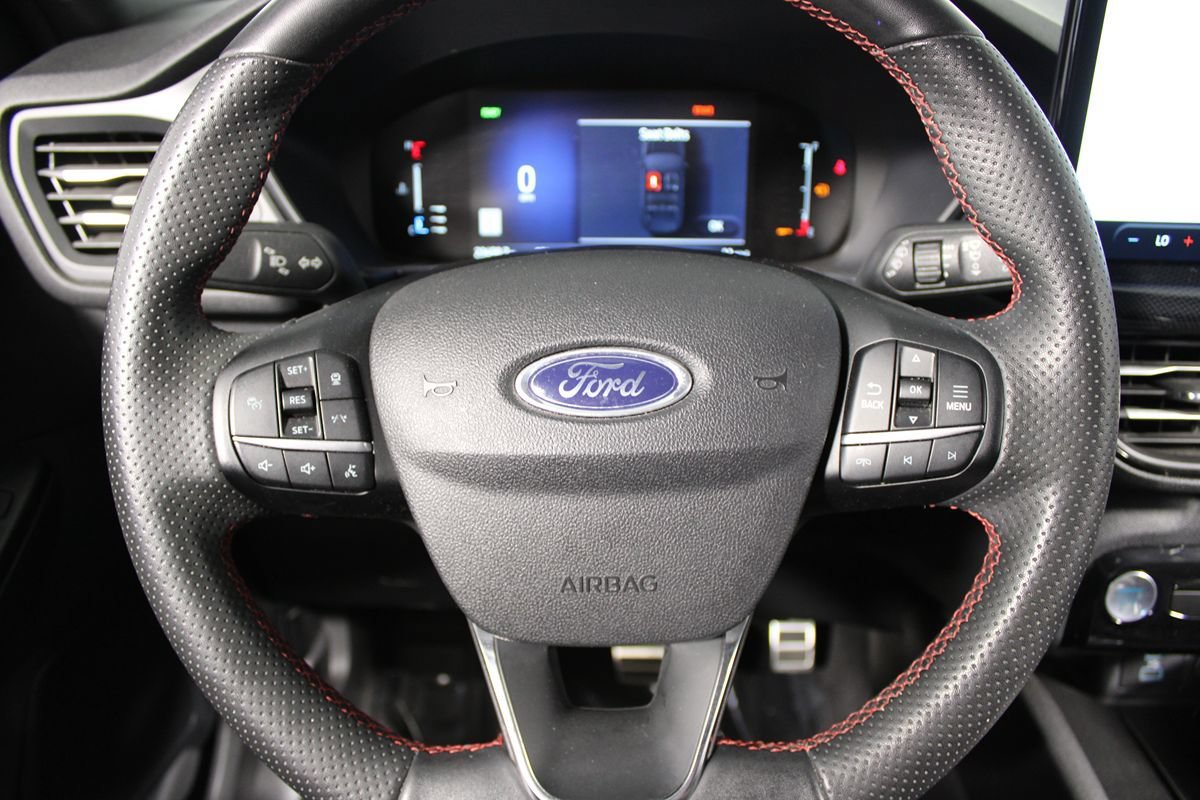 Used 2023 Ford Escape ST-Line w/ Equipment Group 301A FWD image 10