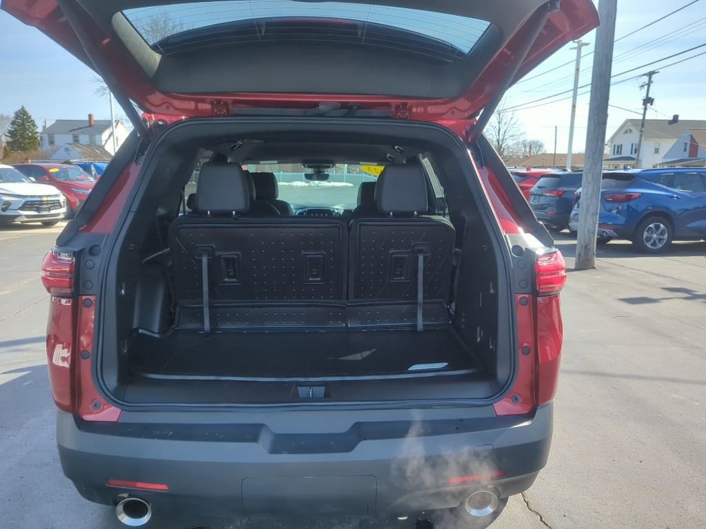 Certified 2023 Chevrolet Traverse RS w/ LPO, Floor Liner Package image 7