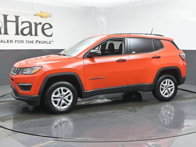Used 2018 Jeep Compass Sport w/ Cold Weather Group AWD/4WD image 32