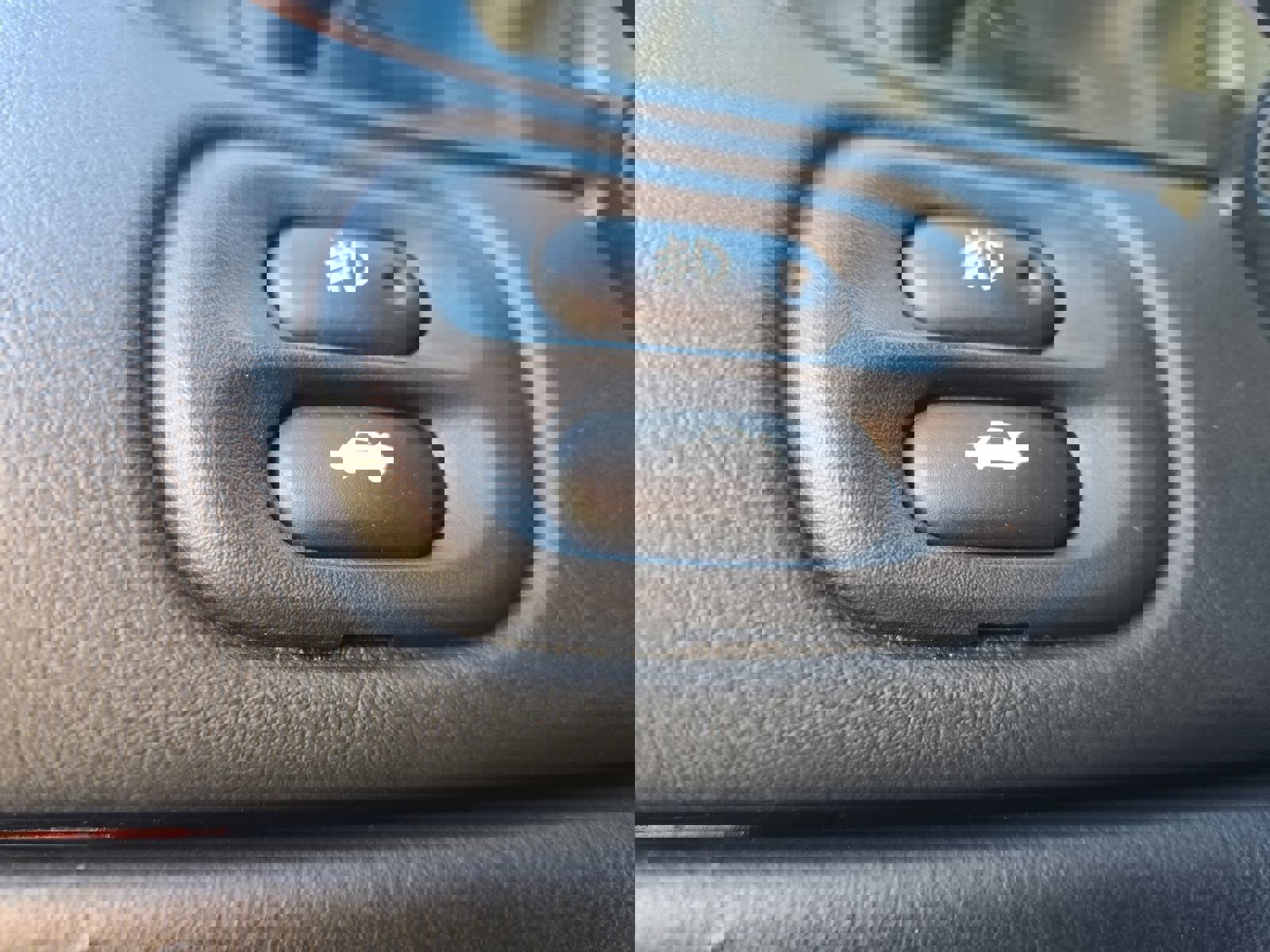 Used 2004 Chevrolet Corvette NA w/ Preferred Equipment Group image 28