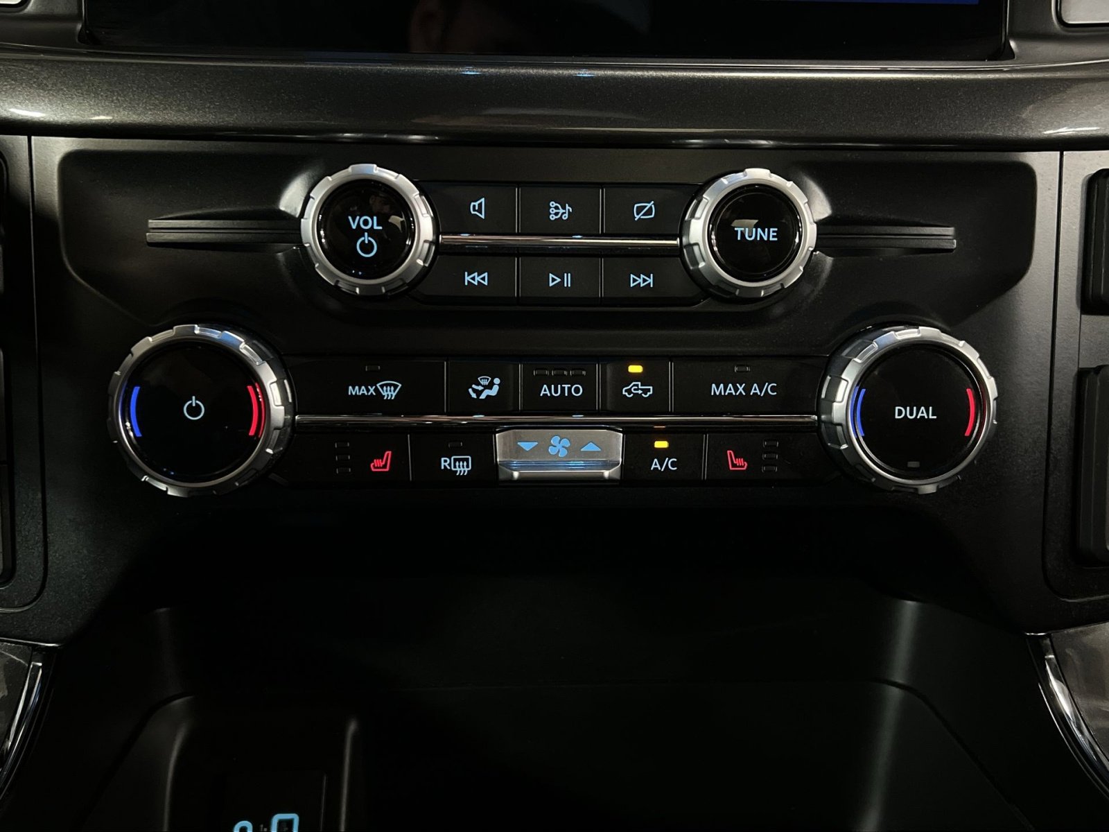 Used 2023 Ford F150 XLT w/ Equipment Group 302A High image 21