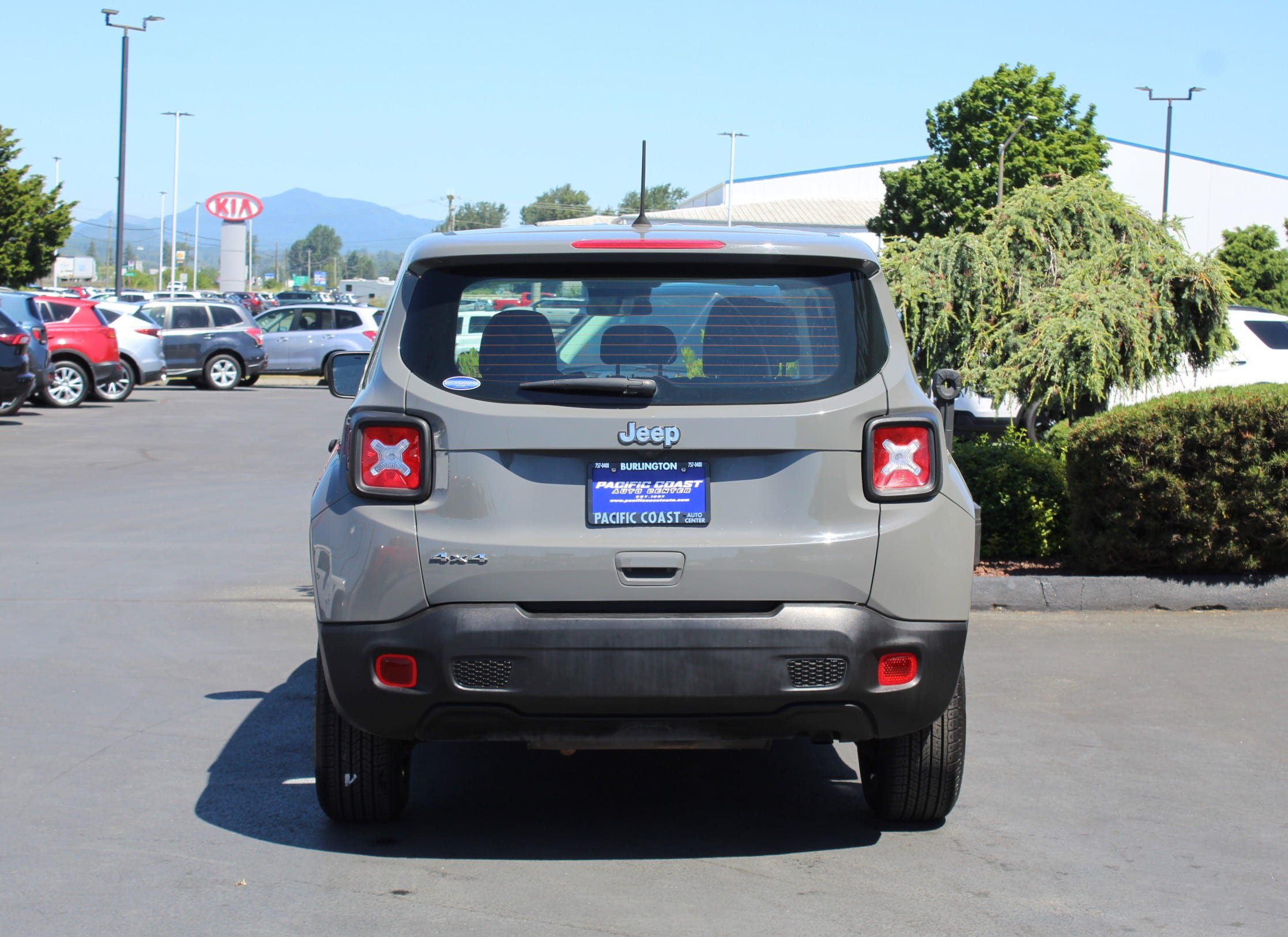 Used 2020 Jeep Renegade Sport AWD/4WD image 5