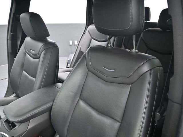 Used 2023 Cadillac XT6 Premium Luxury image 13