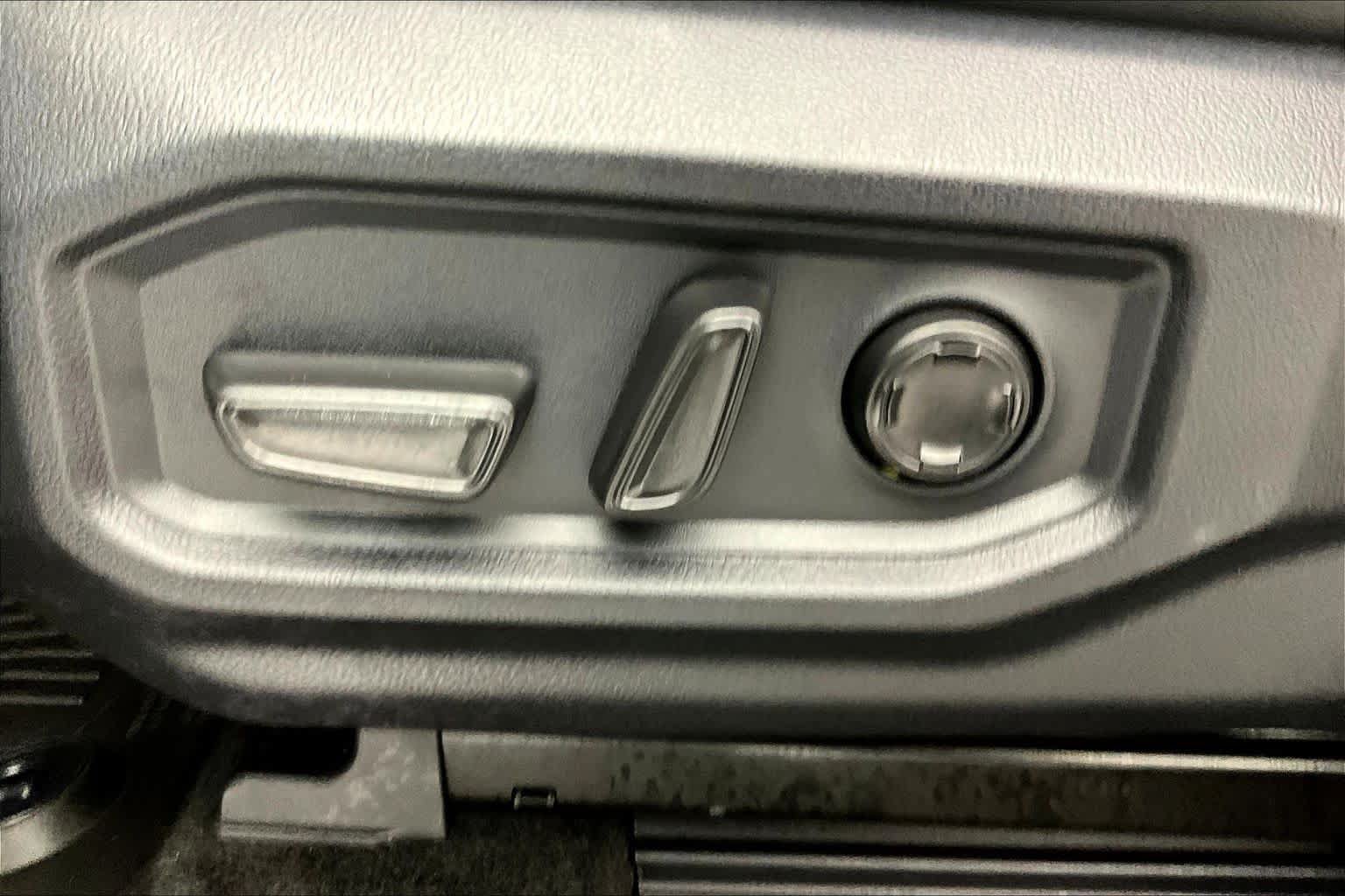Certified 2026 Toyota Tundra Platinum AWD/4WD image 44