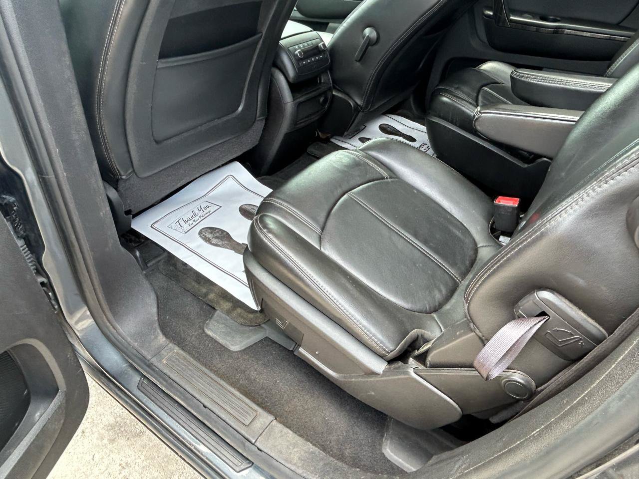 Used 2013 GMC Acadia SLT AWD/4WD image 9