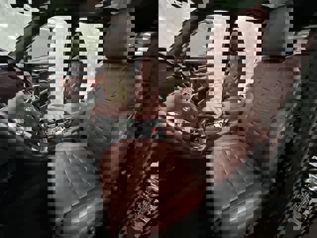 Used 2023 Kia Telluride SX Prestige image 18