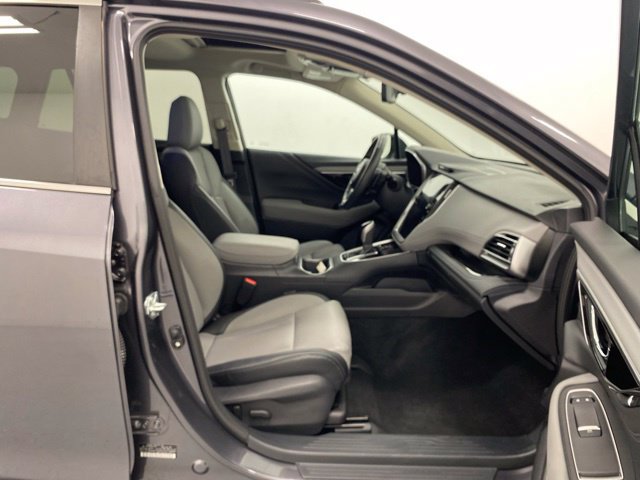Used 2025 Subaru Outback Limited AWD/4WD image 31