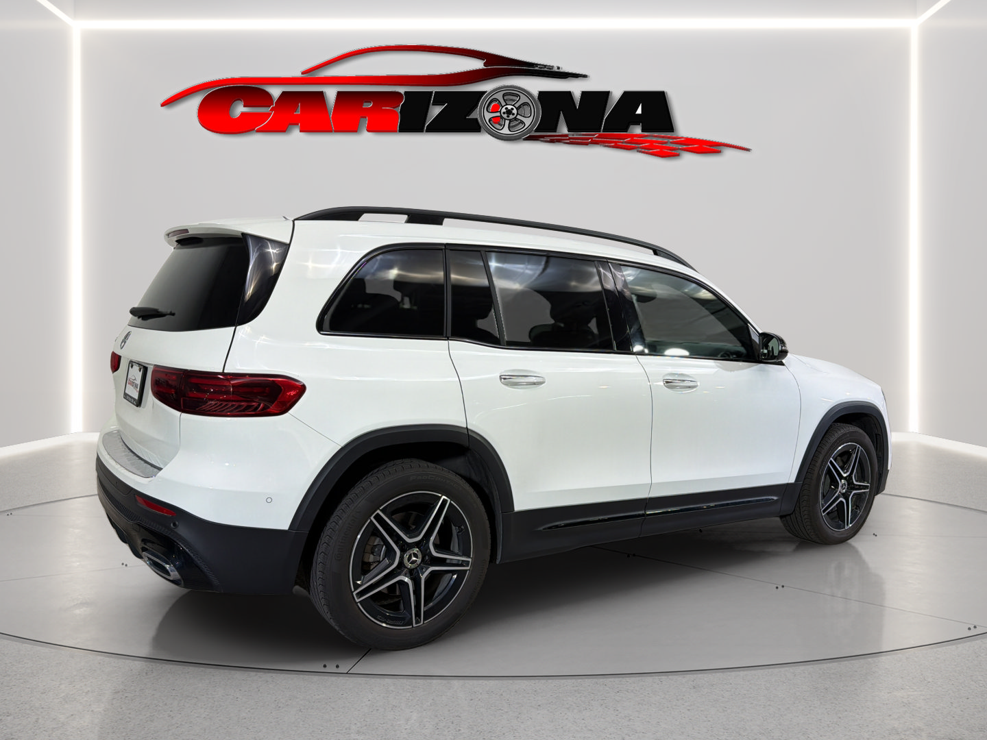 Used 2025 Mercedes-Benz GLB 250 image 11