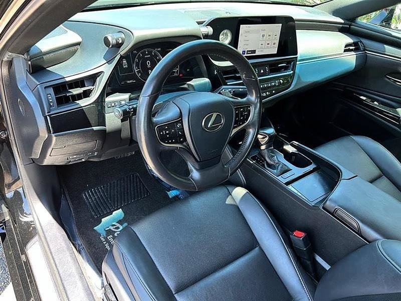 Used 2024 Lexus ES 350 w/ Premium Package FWD image 18