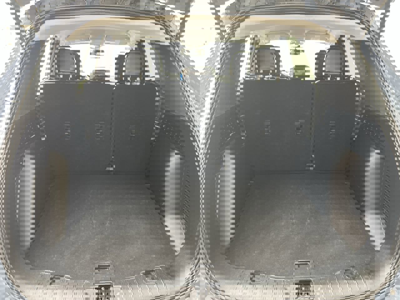 Certified 2024 Ford Escape Platinum image 30