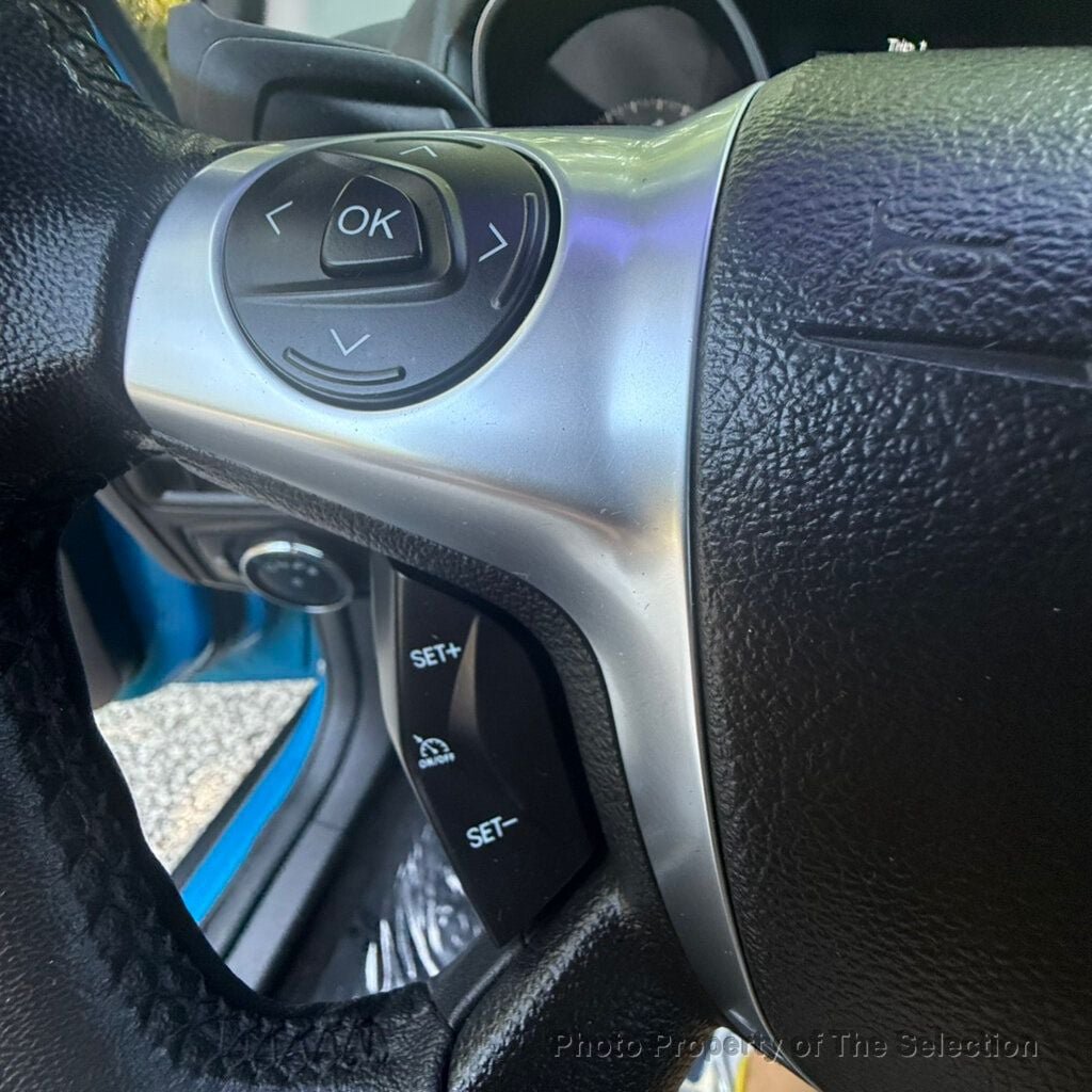Used 2012 Ford Focus Titanium FWD image 28
