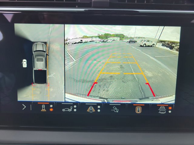 Used 2025 GMC Sierra 1500 AT4X image 20