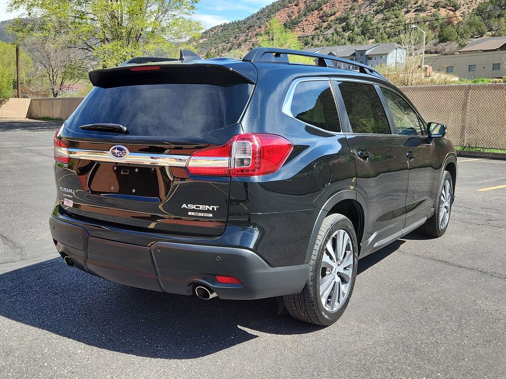 Used 2022 Subaru Ascent Limited image 3