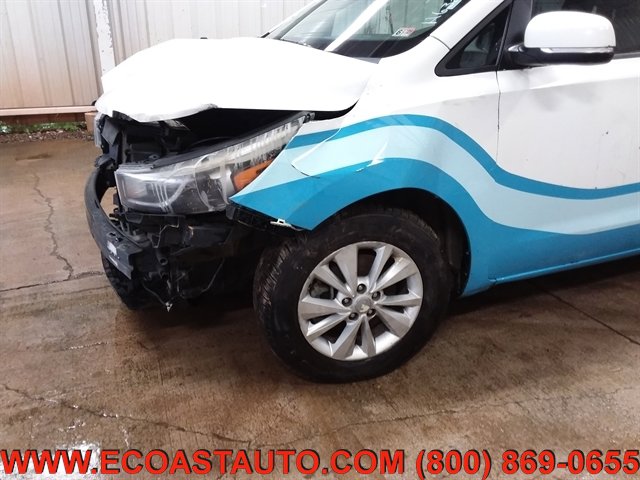 Used 2015 Kia Sedona LX FWD image 19