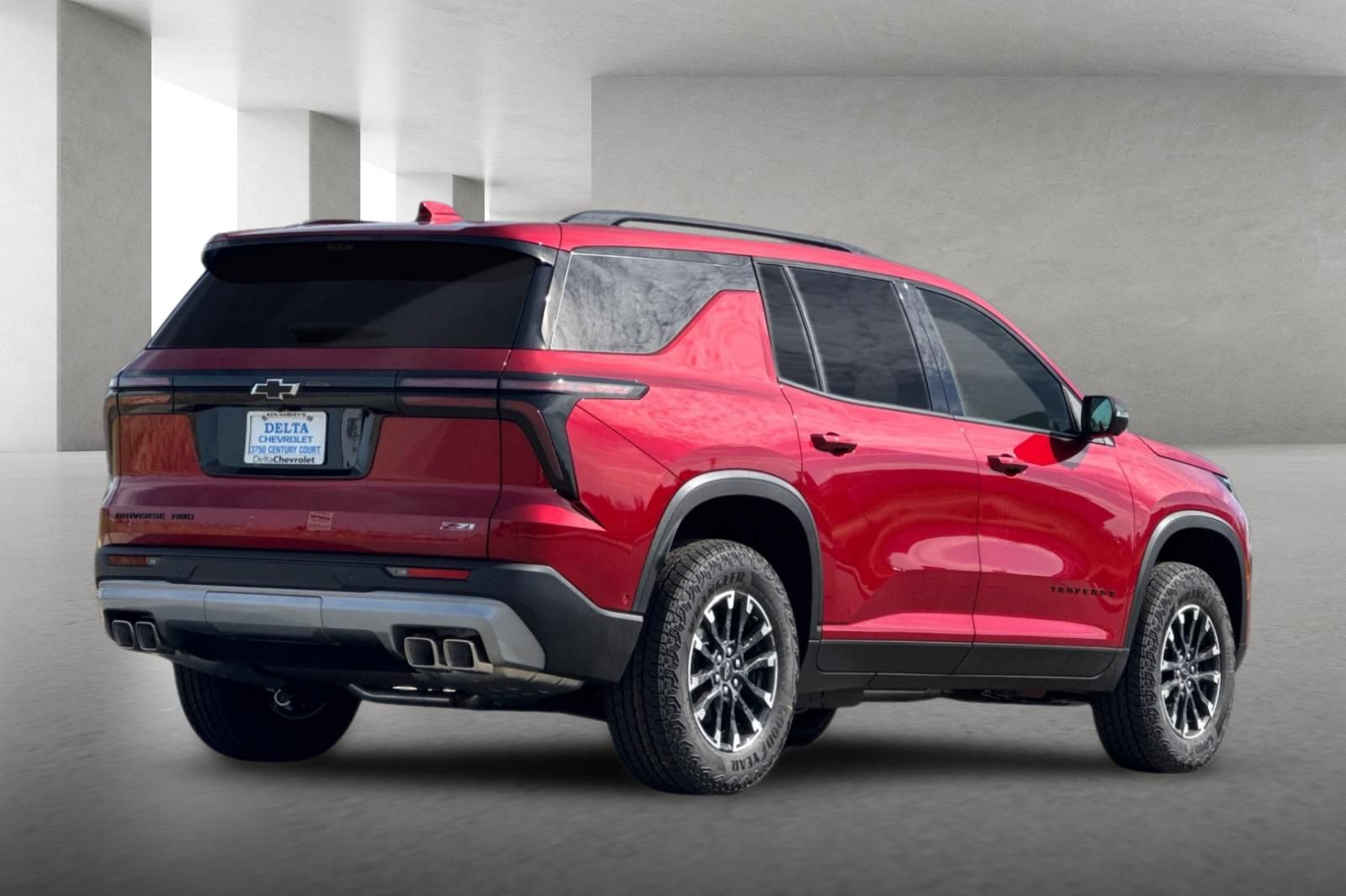 New 2026 Chevrolet Traverse Z71 w/ Enhanced Driving Package AWD/4WD image 4