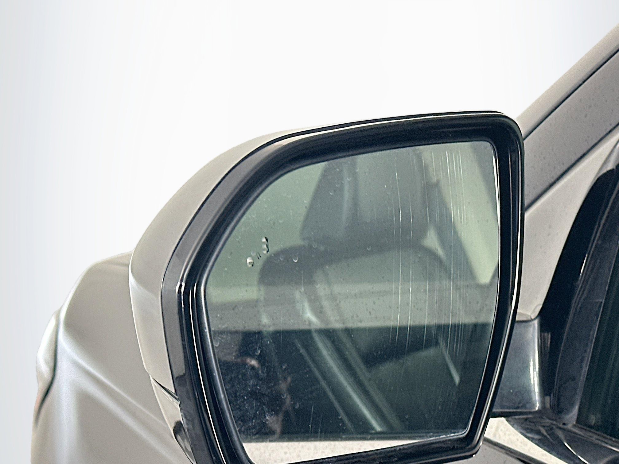 Used 2024 Ford Expedition XLT image 16