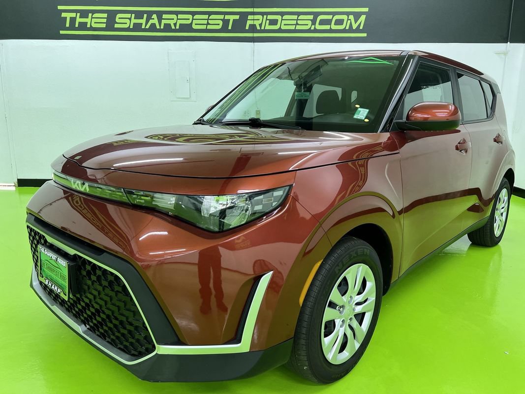 Used 2024 Kia Soul LX FWD image 5