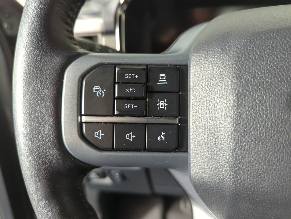 Used 2024 Ford F150 Lariat w/ FX4 Off-Road Package image 27