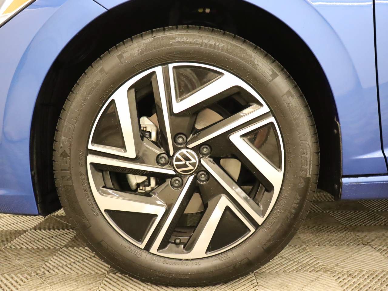 Certified 2024 Volkswagen Jetta SEL FWD image 7