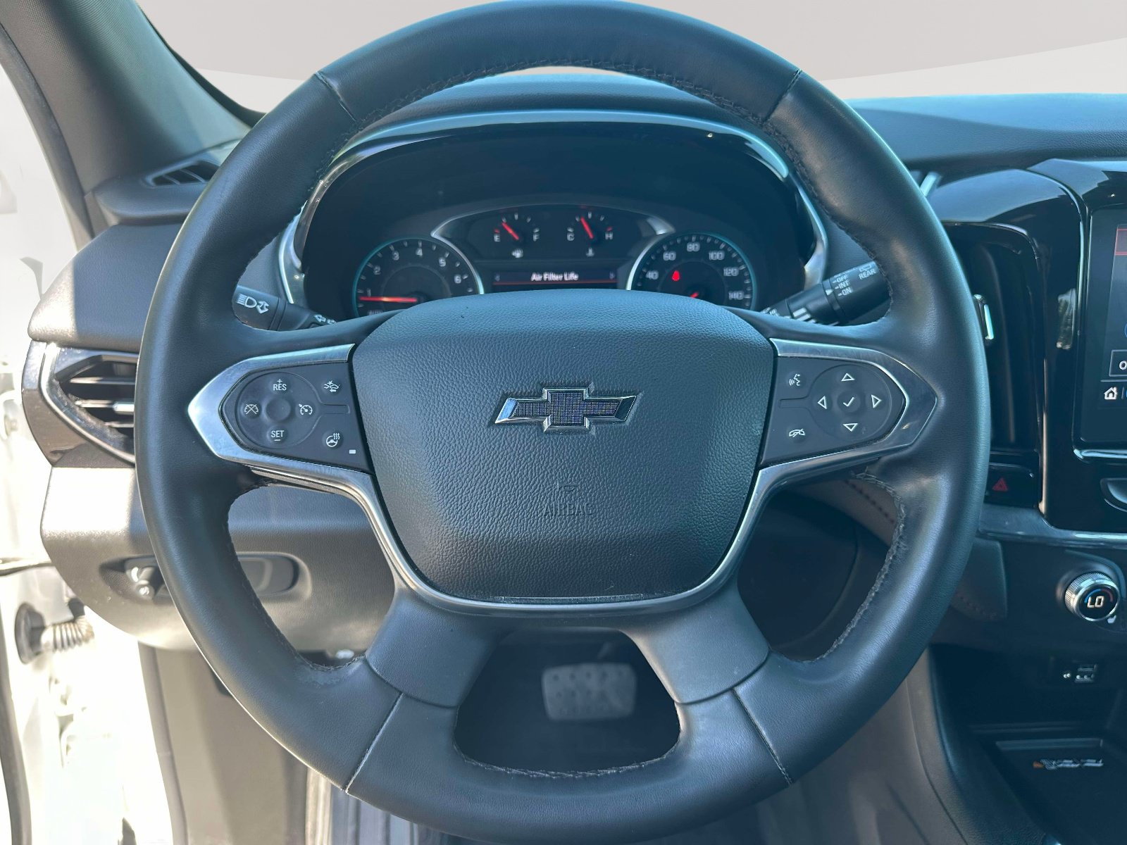 Used 2023 Chevrolet Traverse RS AWD/4WD image 14