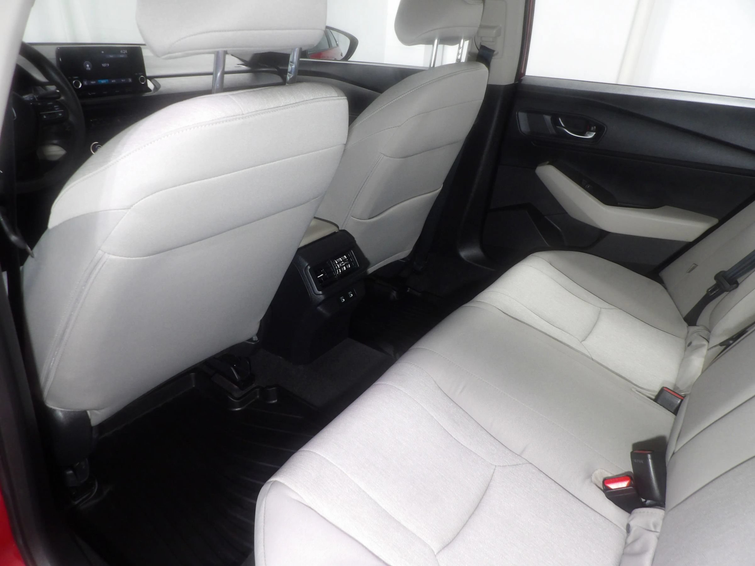 Used 2025 Honda Accord LX image 10