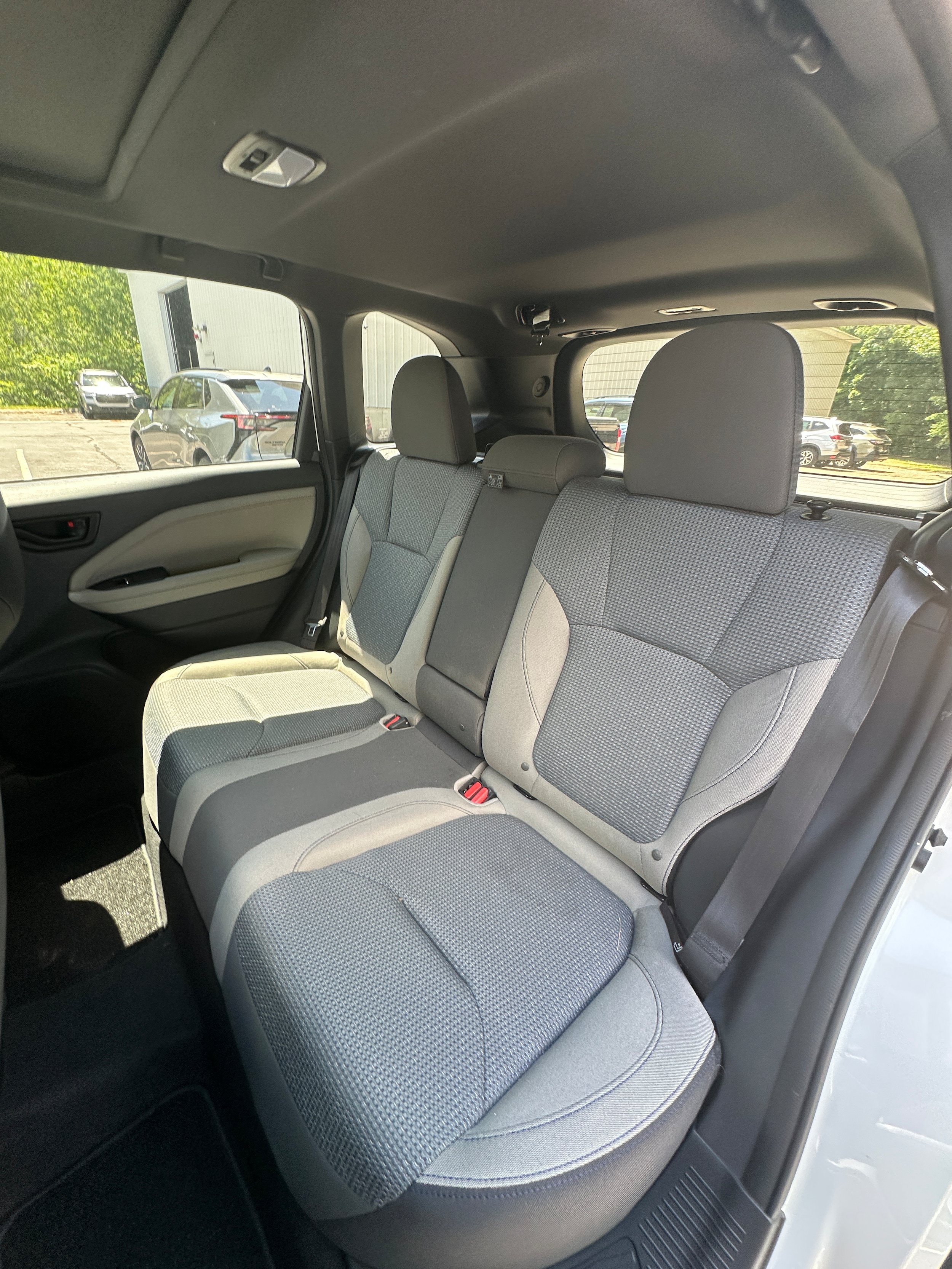 Used 2025 Subaru Forester Premium AWD/4WD image 16