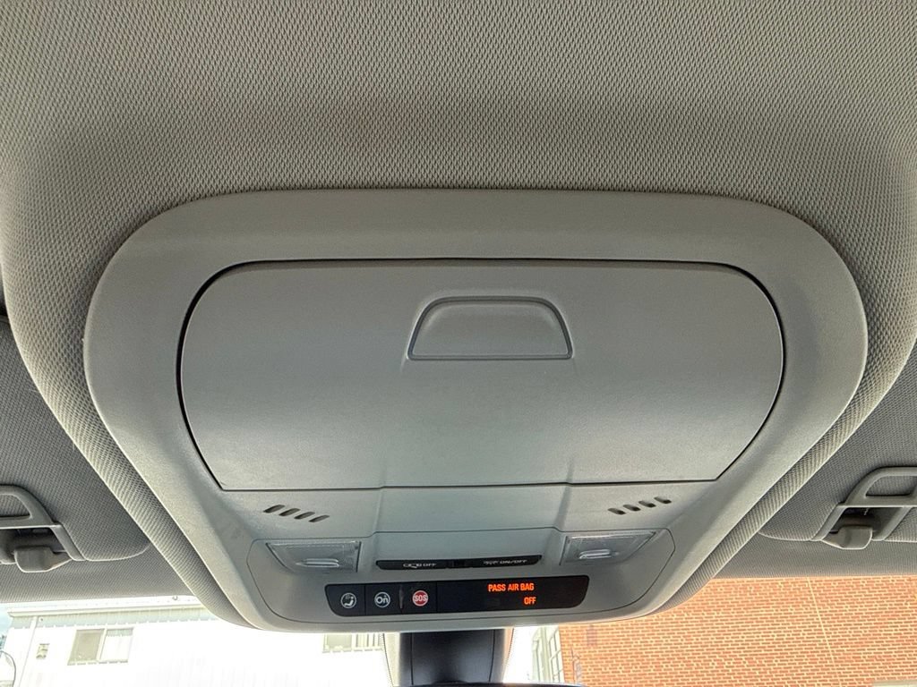 Used 2018 GMC Terrain SLE FWD image 30