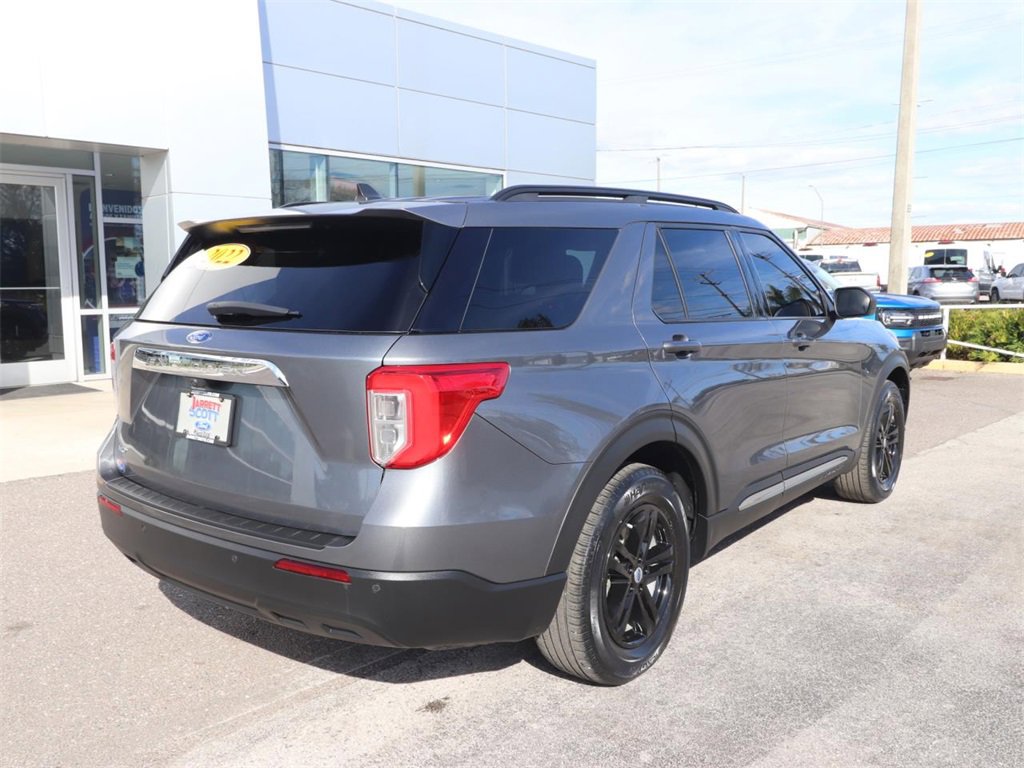 Certified 2022 Ford Explorer XLT image 11