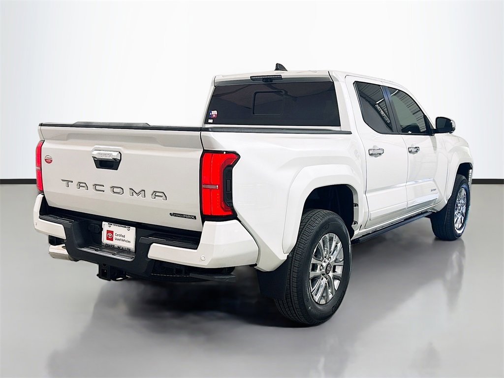 Used 2025 Toyota Tacoma TRD Sport image 4