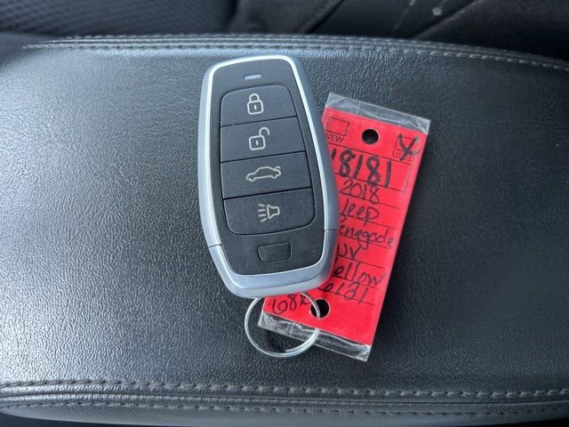 Used 2018 Jeep Renegade Altitude image 52