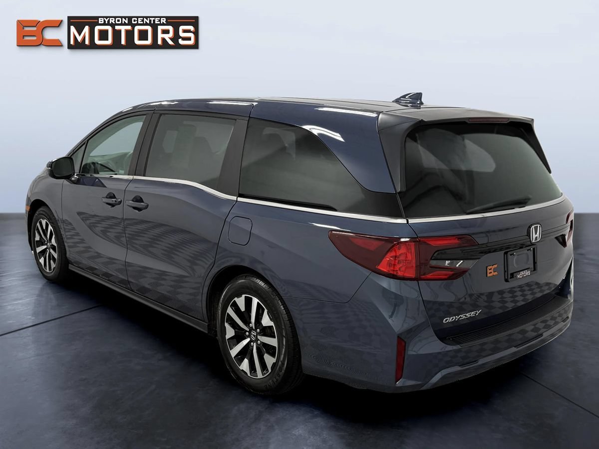 Used 2025 Honda Odyssey EX-L image 4