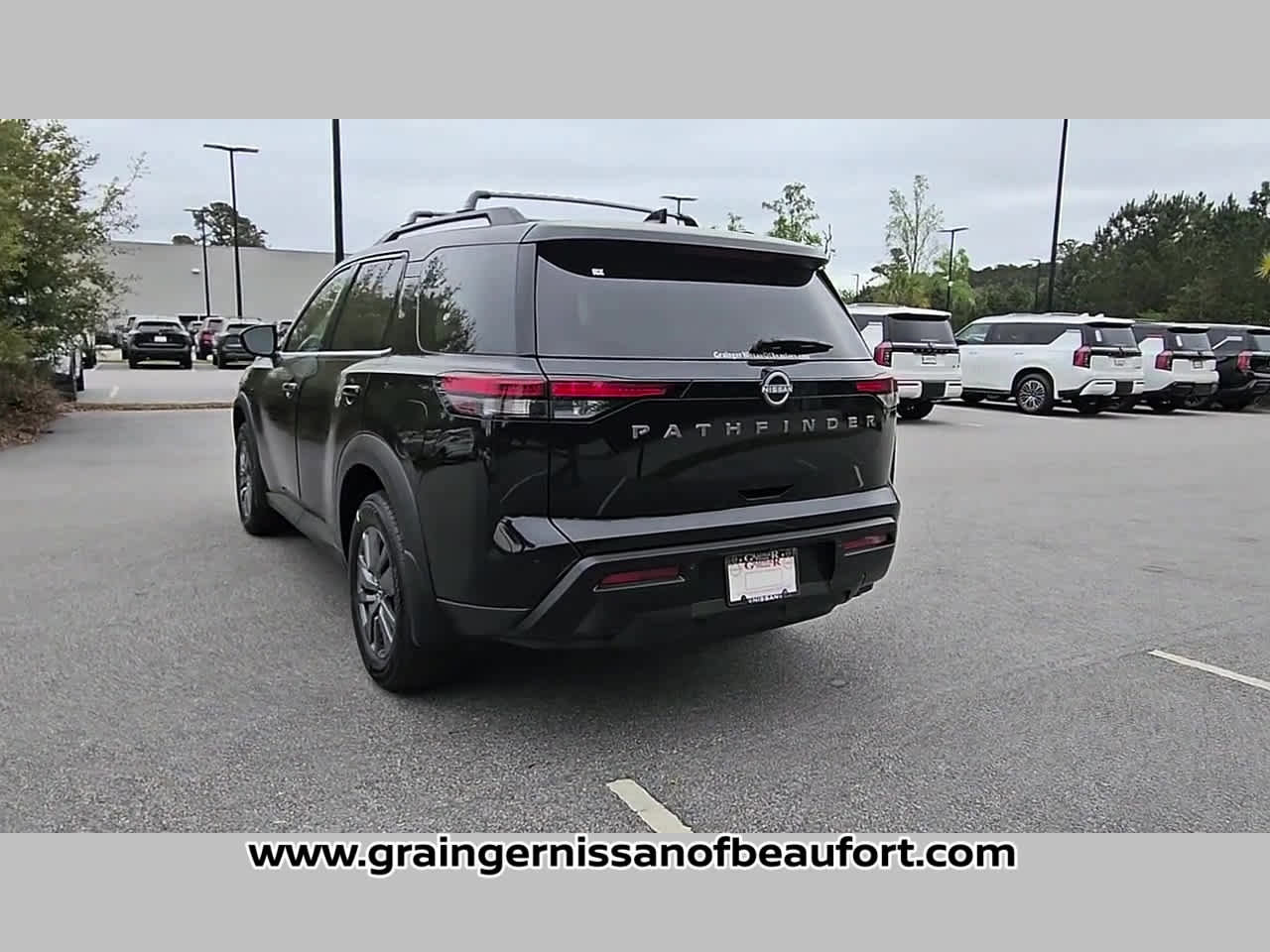 New 2026 Nissan Pathfinder SV FWD image 29