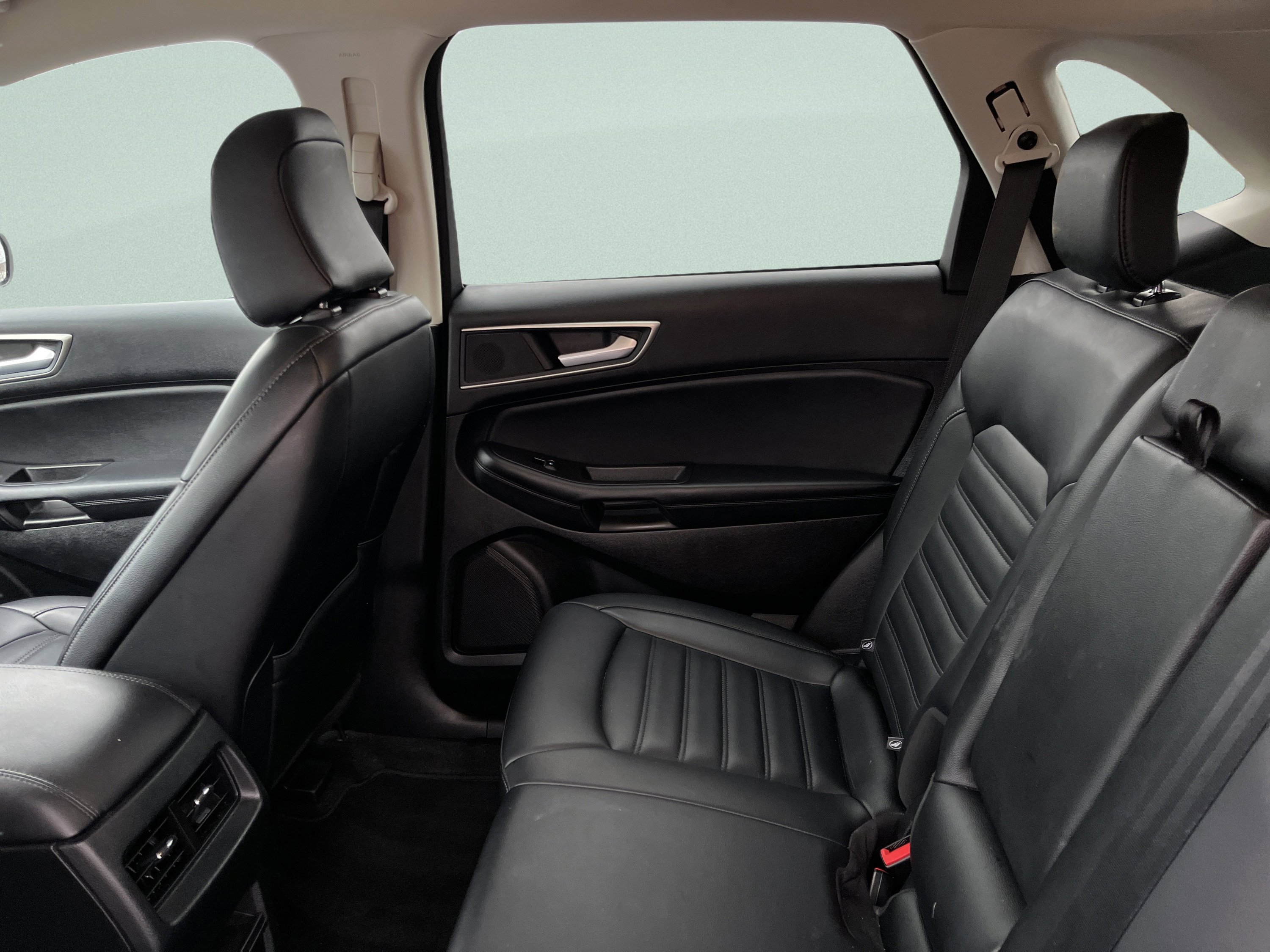 Used 2024 Ford Edge SEL image 22